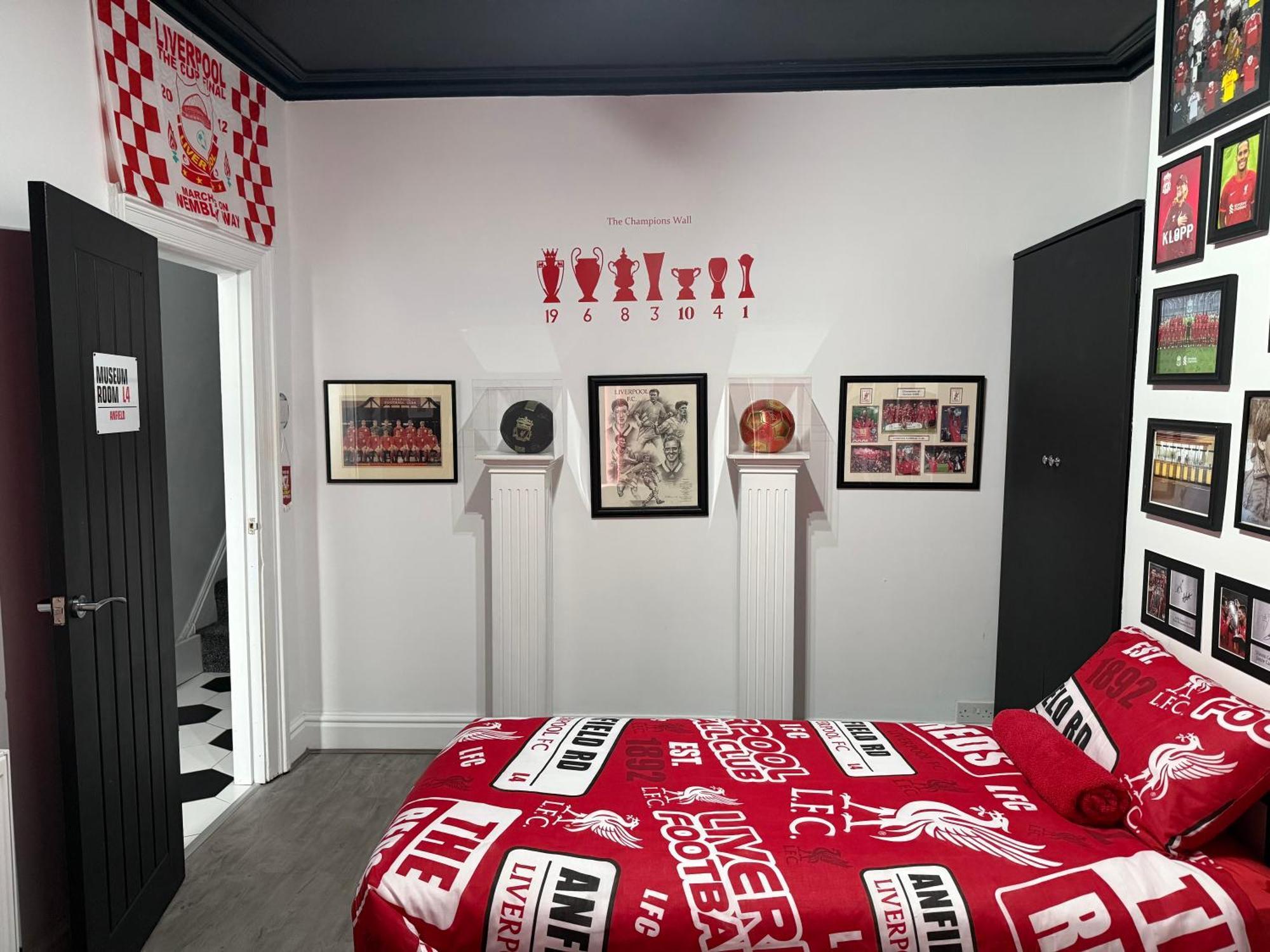 Anfield Abode - Entire Lfc Themed House Vila Liverpool Exterior foto