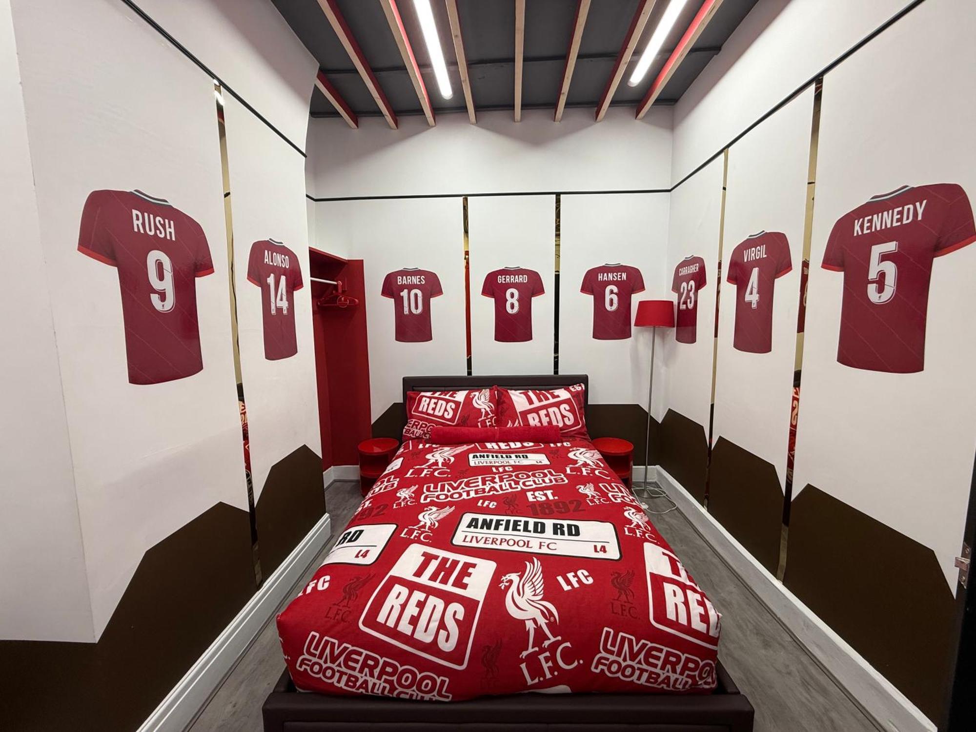 Anfield Abode - Entire Lfc Themed House Vila Liverpool Exterior foto