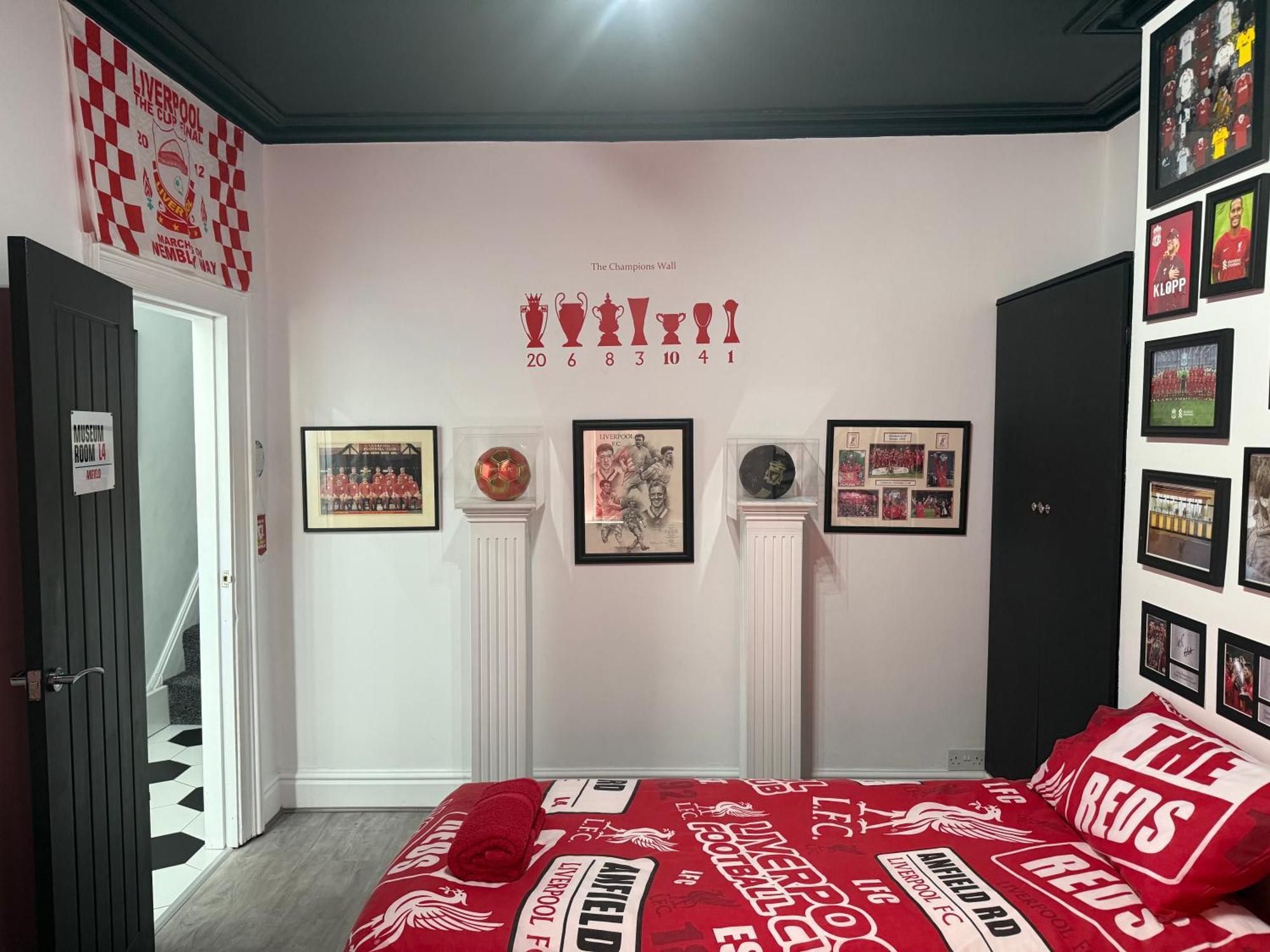 Anfield Abode - Entire Lfc Themed House Vila Liverpool Exterior foto